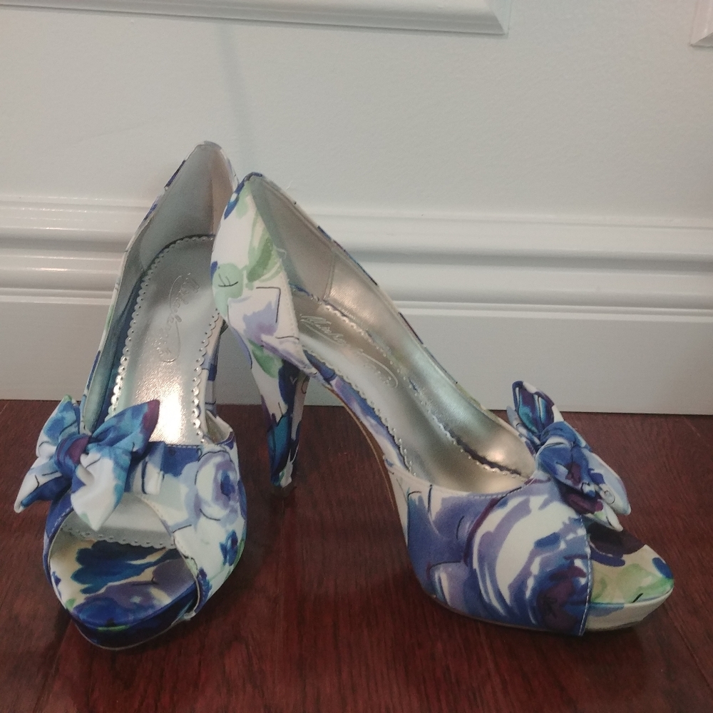 Dressy heels